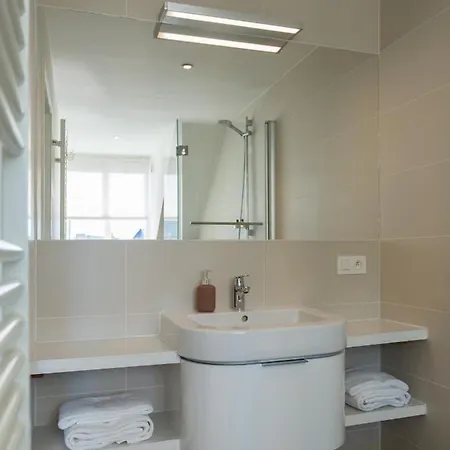 Julie's Boutique Gasthuis 4*