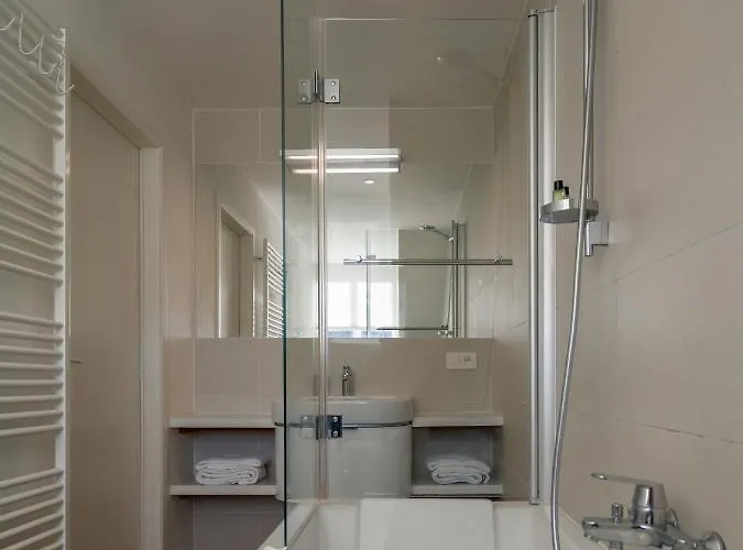 Julie's Boutique 4* Gandawa